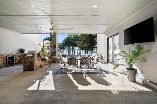 1130 The Shores Drive, Corsicana, TX 75109