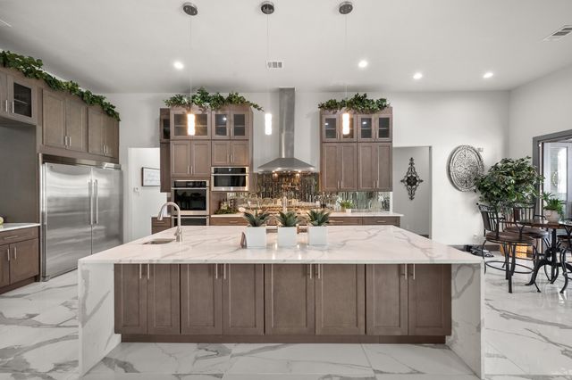 1130 The Shores Drive, Corsicana, TX 75109