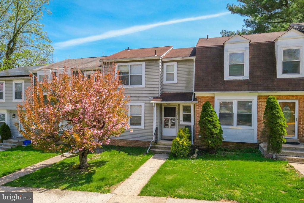 Image 1 of property listing at 11705 SUMMER OAK DR, Germantown, MD 20874