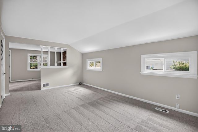 549 COVERED BRIDGE RD, Cherry Hill, NJ 08034