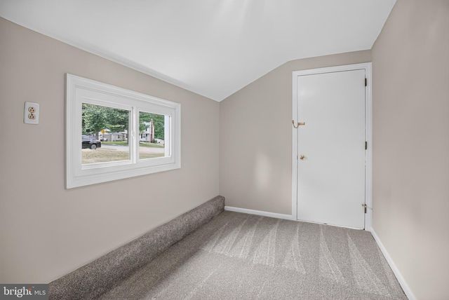 549 COVERED BRIDGE RD, Cherry Hill, NJ 08034