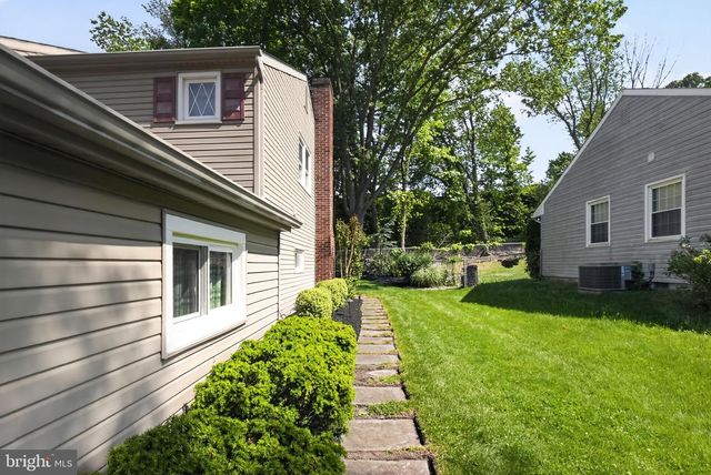 549 COVERED BRIDGE RD, Cherry Hill, NJ 08034