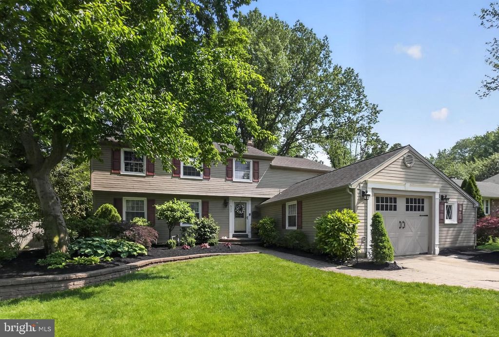 549 COVERED BRIDGE RD, Cherry Hill, NJ 08034