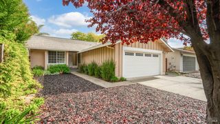 6454 Amberwood St, Rohnert Park, CA 94928