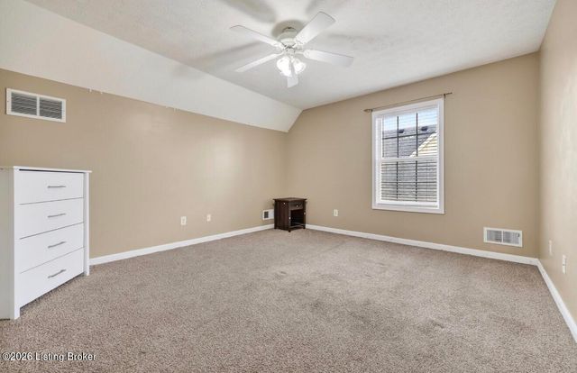 354 Bentwood Dr, Shepherdsville, KY 40165