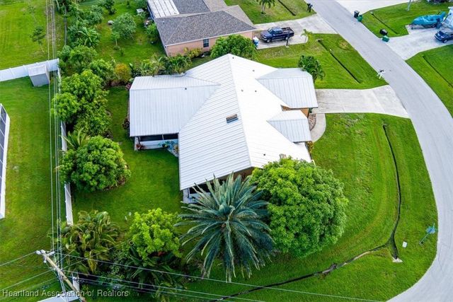 6958 NW Hartney Way, Port St Lucie, FL 34983