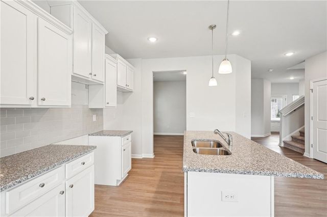 3041 Viewpark Circle, Conyers, GA 30013