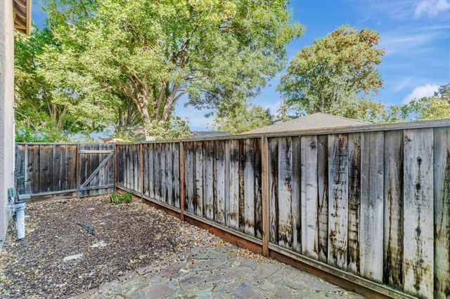 2128 Canoas Garden Avenue D, San Jose, CA 95125