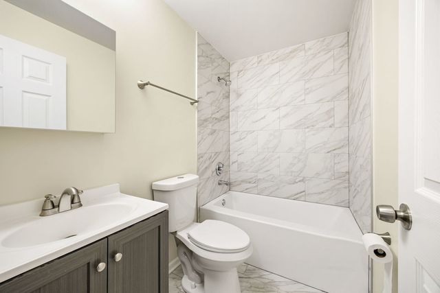 1801 215th Place, Sauk Village, IL 60411