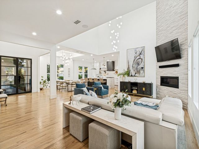 3536 Jubilee Trail, Dallas, TX 75229