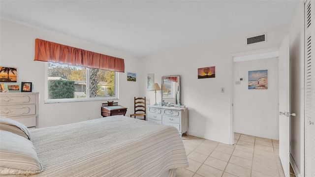 1600 W LAKE PARKER DRIVE B9, Lakeland, FL 33805