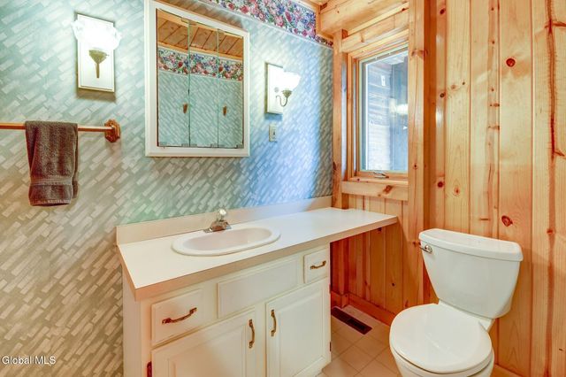 3429 S Shore Road, Day, NY 12835