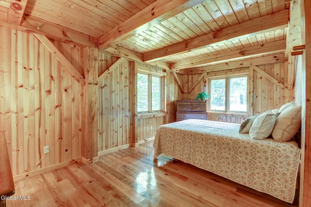 3429 S Shore Road, Day, NY 12835