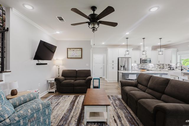 17 Palamino Drive, Vilonia, AR 72173