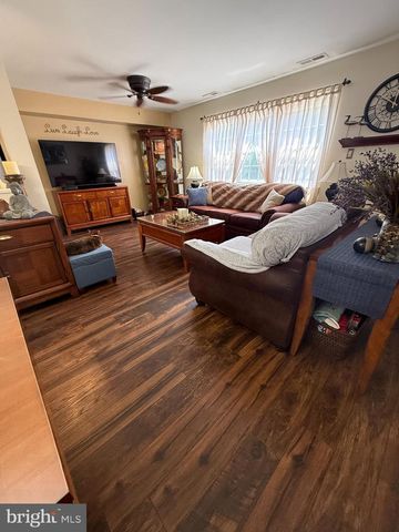4471 ERNIE DAVIS CIR, Philadelphia, PA 19154