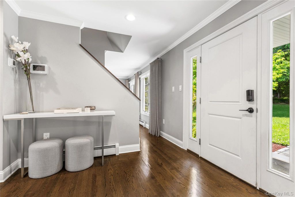 9 Lori Lane, Chappaqua, NY 10514 — photo 2