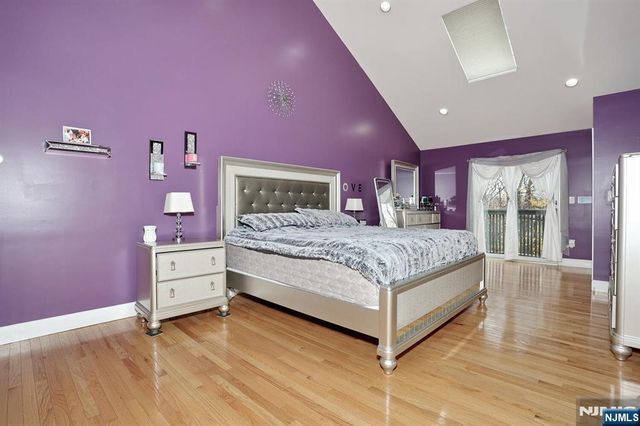 82 Bromley Place, Nutley, NJ 07110