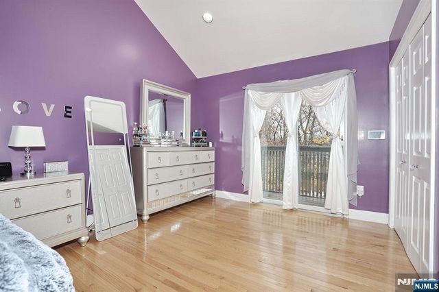 82 Bromley Place, Nutley, NJ 07110