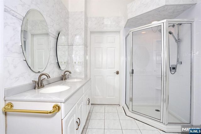 82 Bromley Place, Nutley, NJ 07110