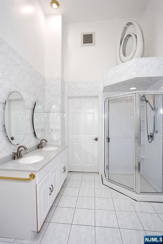 82 Bromley Place, Nutley, NJ 07110