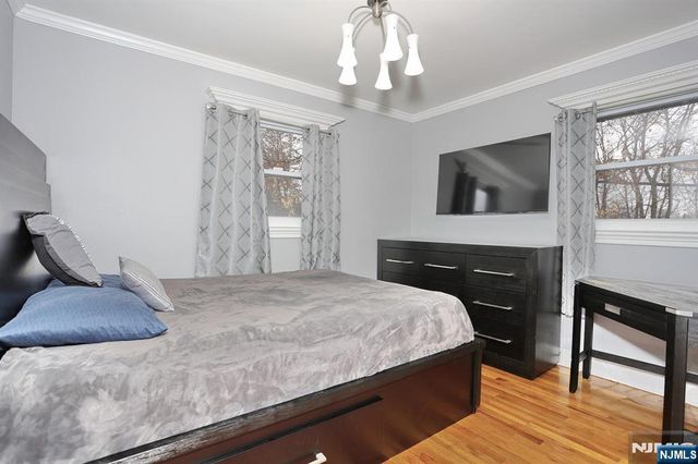 82 Bromley Place, Nutley, NJ 07110