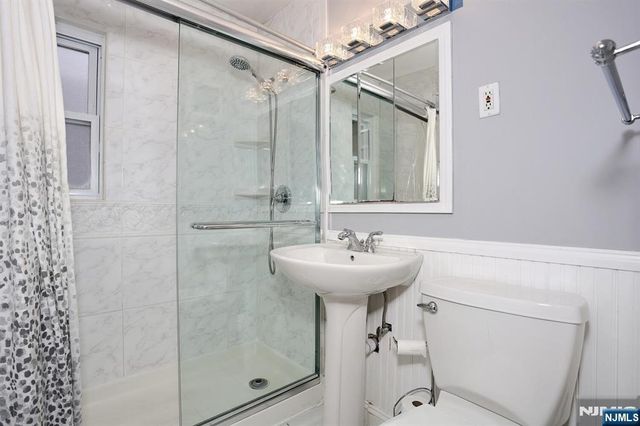 82 Bromley Place, Nutley, NJ 07110