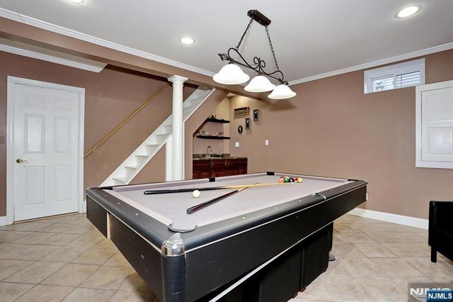 82 Bromley Place, Nutley, NJ 07110