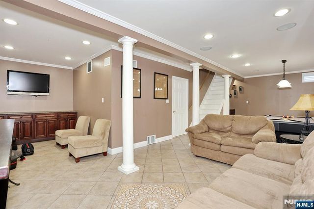 82 Bromley Place, Nutley, NJ 07110