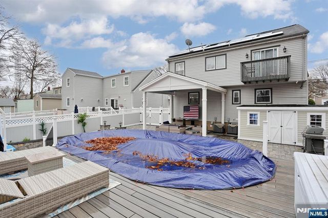 82 Bromley Place, Nutley, NJ 07110