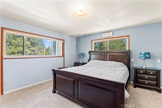 30955 Scenic Way, Running Springs, CA 92382
