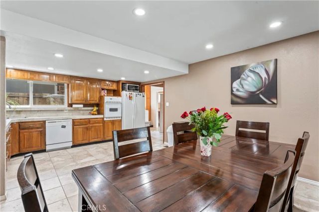 30955 Scenic Way, Running Springs, CA 92382