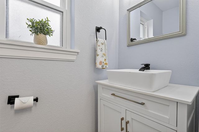 17106 Spring Creek Forest, North Houston, TX 77379