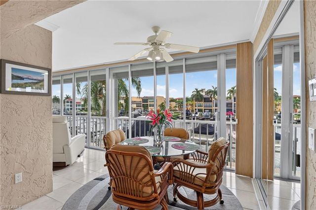 4025 19th PL 209, Cape Coral, FL 33904