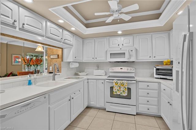 4025 19th PL 209, Cape Coral, FL 33904
