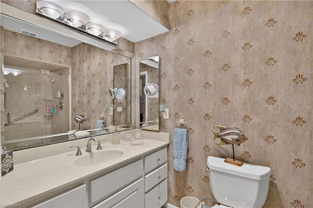 4025 19th PL 209, Cape Coral, FL 33904
