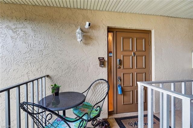 4025 19th PL 209, Cape Coral, FL 33904