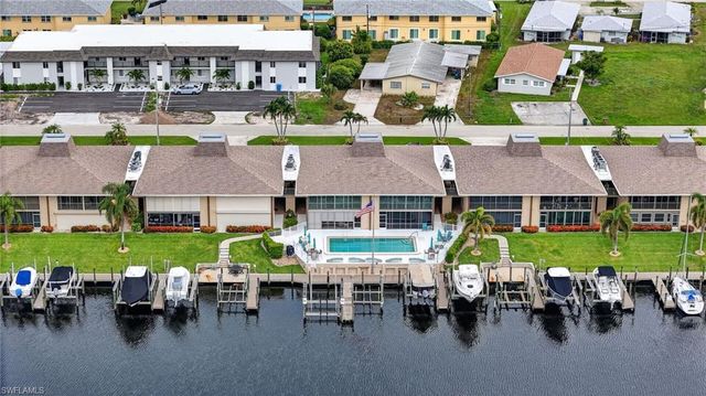 4025 19th PL 209, Cape Coral, FL 33904