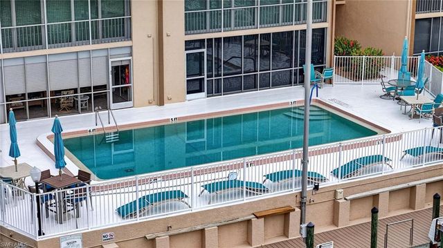 4025 19th PL 209, Cape Coral, FL 33904