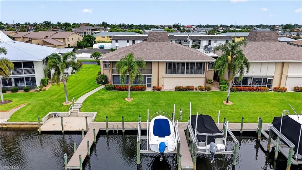 4025 19th PL 209, Cape Coral, FL 33904