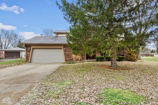 1115 S Quail Court, New Palestine, IN 46163