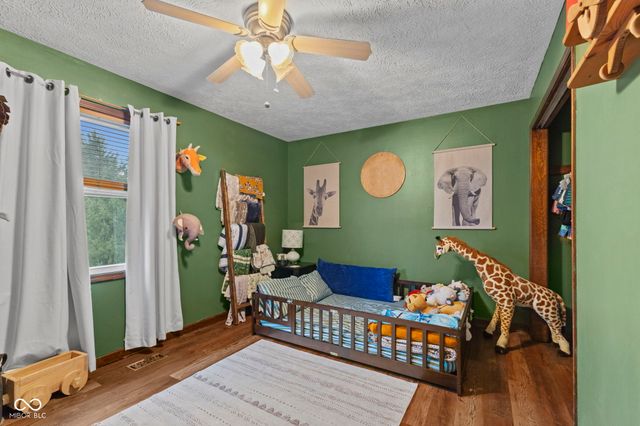 1115 S Quail Court, New Palestine, IN 46163