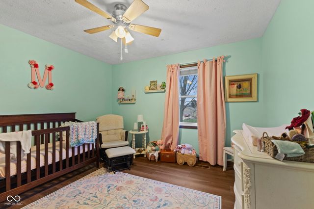 1115 S Quail Court, New Palestine, IN 46163