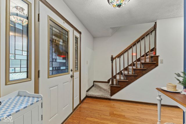 1115 S Quail Court, New Palestine, IN 46163