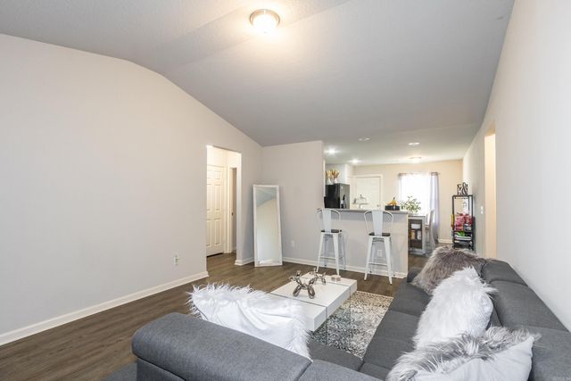 17 Diamanitina Way, Little Rock, AR 72204