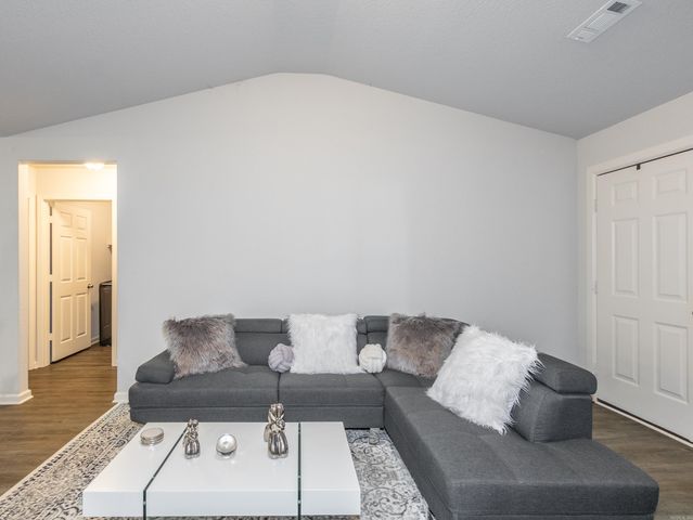 17 Diamanitina Way, Little Rock, AR 72204