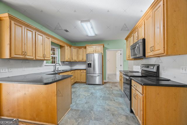 451 Spring Crest Road, Cleveland, GA 30528