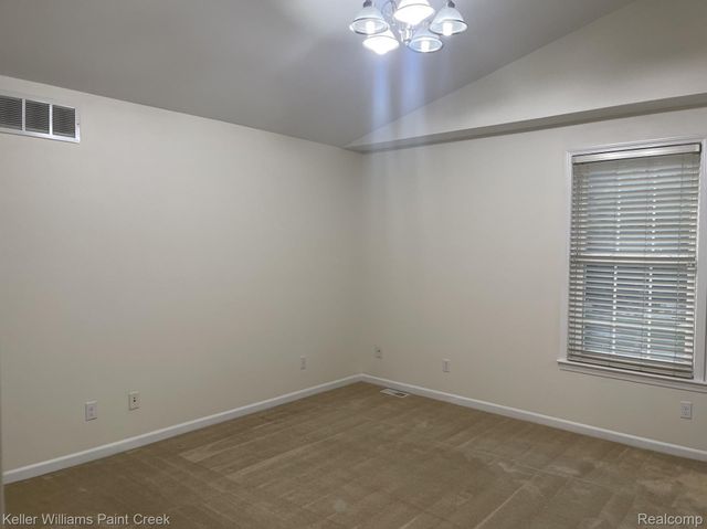 1630 Valdosta Circle, Pontiac, MI 48340