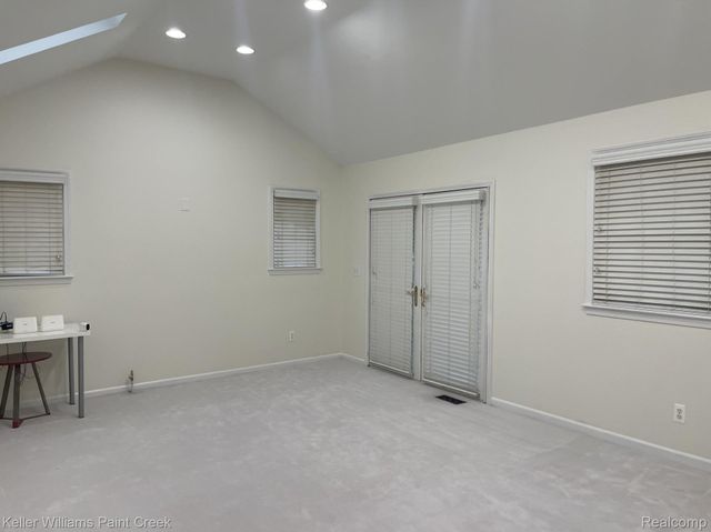 1630 Valdosta Circle, Pontiac, MI 48340