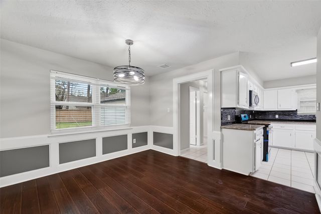 2402 Oak Shores Drive, Houston, TX 77339