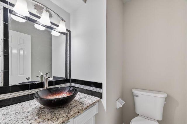 2402 Oak Shores Drive, Houston, TX 77339